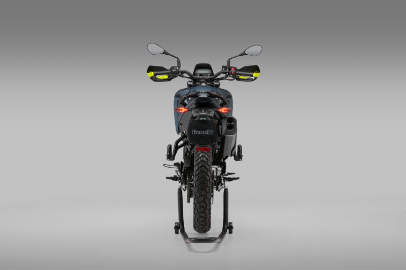 Benelli BKX 125
